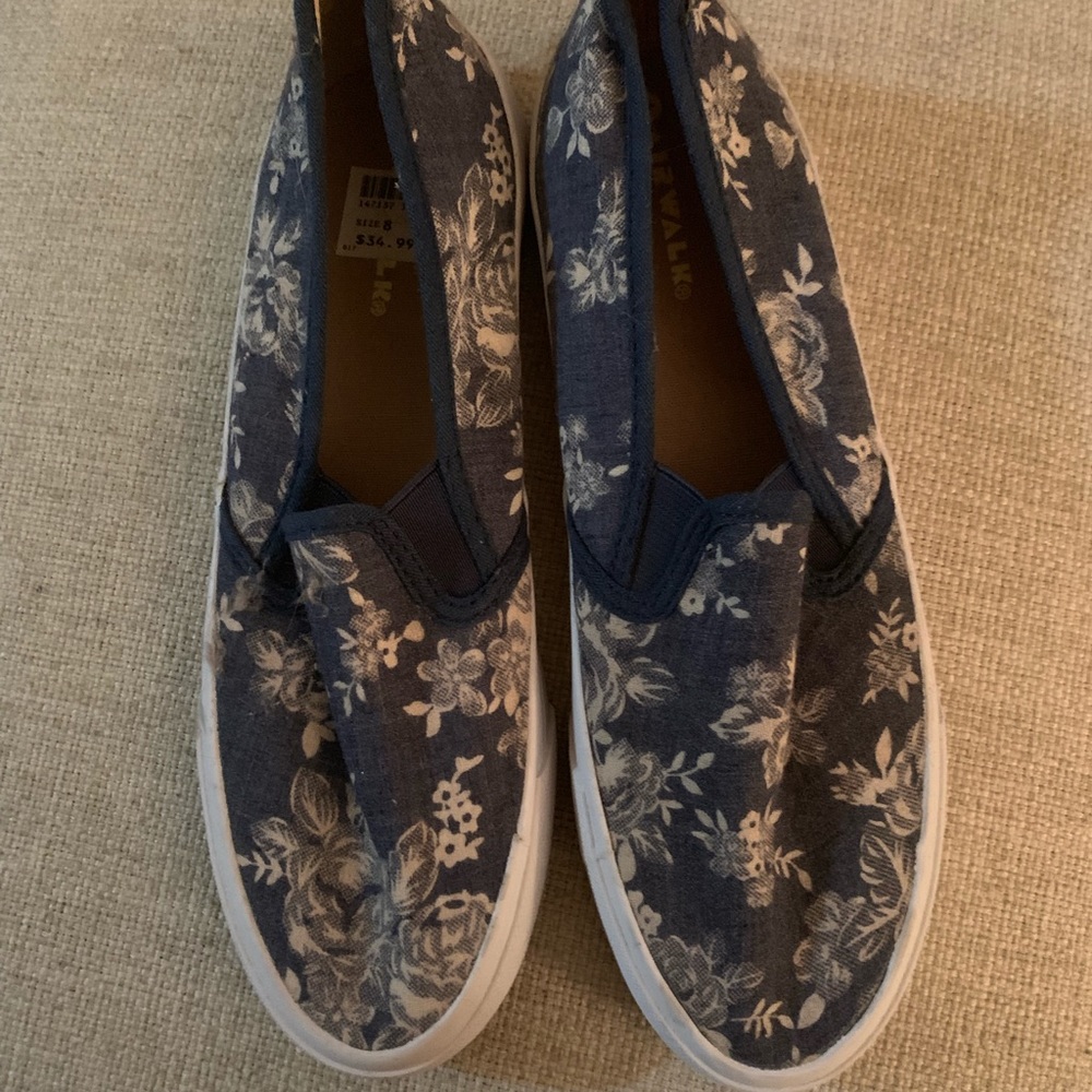 Airwalk Sneakers